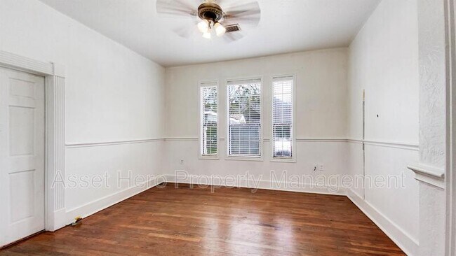 Building Photo - 601 Montclair Ave
