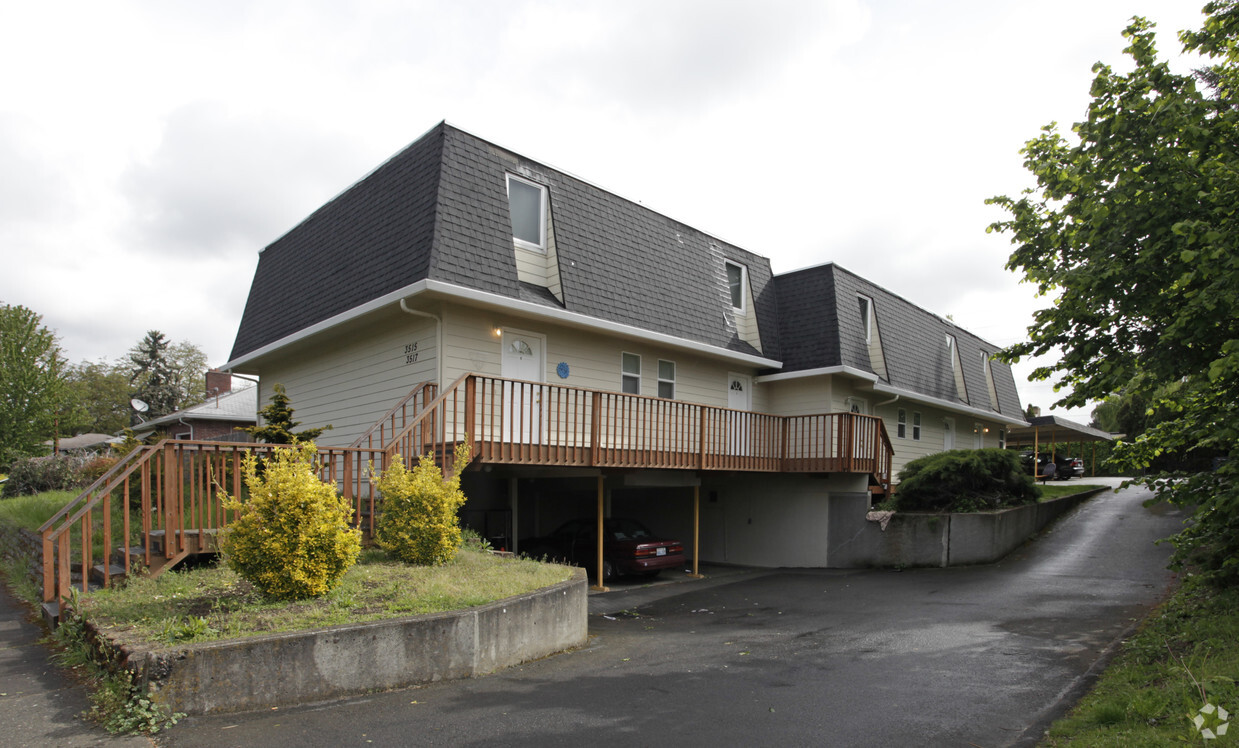 Foto del edificio - 3515-3517 Kauffman Ave