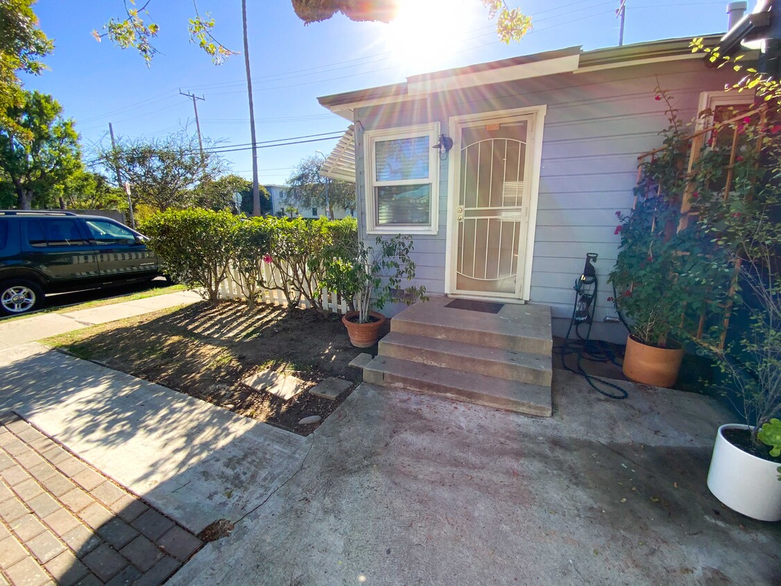 Foto principal - 1632 Penmar Ave
