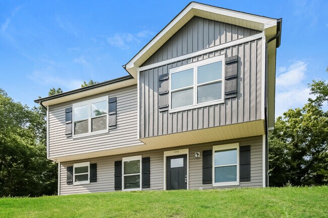 Foto del edificio - 104 High Ave SW