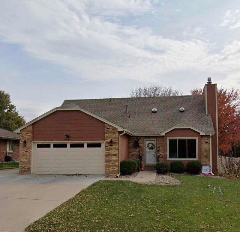 Primary Photo - 6041 Fleetwood Dr