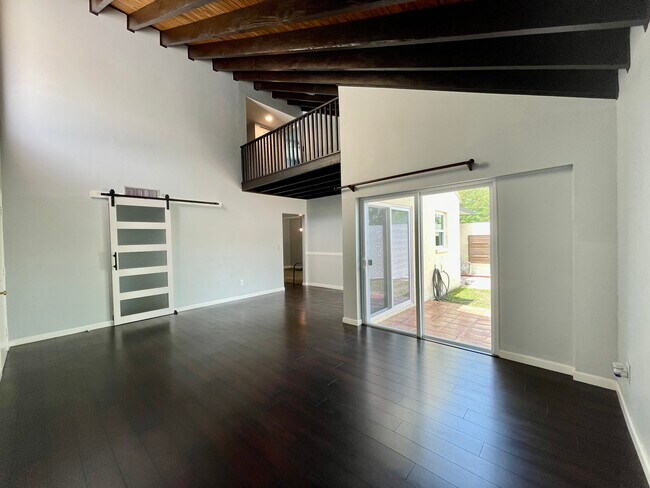 Foto del edificio - 1701 Haverhill Ct