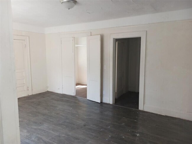 Foto del edificio - 720 6th St NE