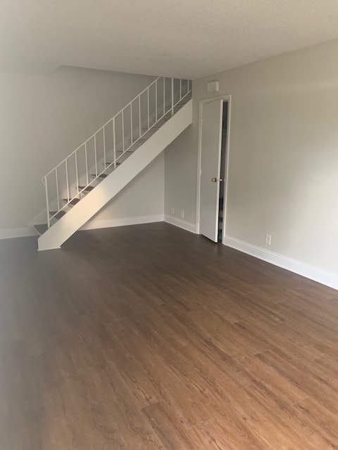 Building Photo - 3326 Lupine Dr