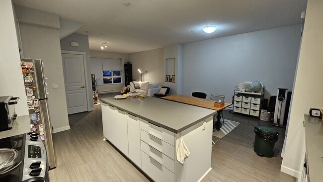 Building Photo - 8138-8204 204 St