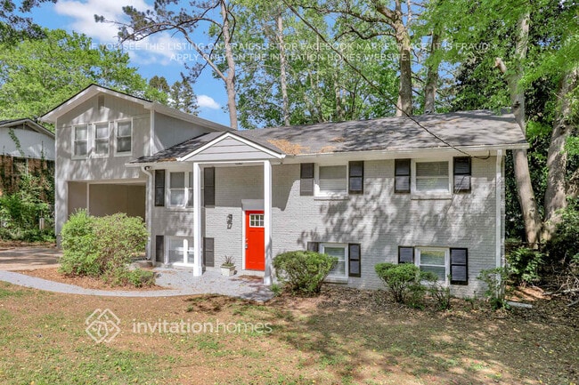 Building Photo - 544 Oakside Dr SW