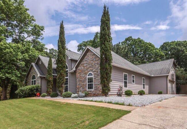 Foto del edificio - 5377 Fawn Ivey Ln