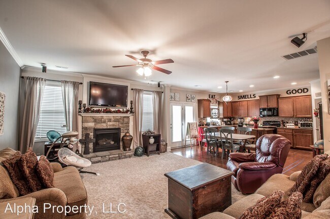 Building Photo - 4 br, 3 bath House - 38 Copperdale Drive