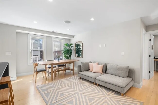 Open Concept Living Room - 102A Mount Pleasant Ave