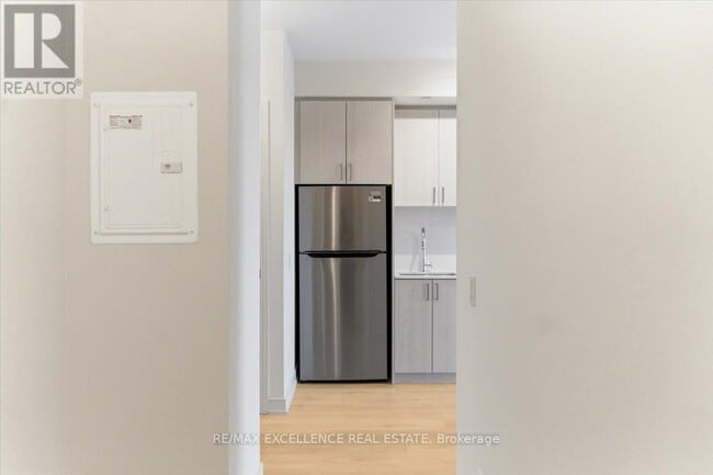 Building Photo - 8020 Derry Rd