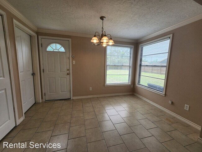 Building Photo - 2 br, 1 bath House - 2233 6th Street