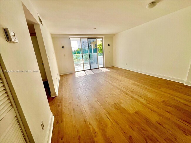 Foto del edificio - 770 Claughton Island Dr