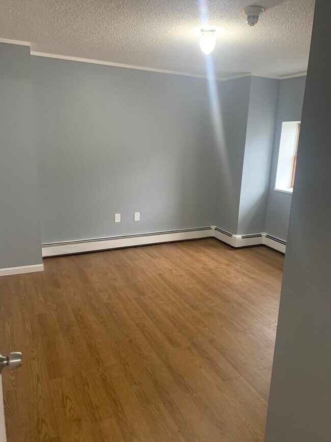 Foto del edificio - 2712 N Main Ave