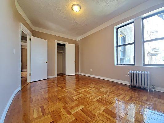 Building Photo - 2 bedroom in BRONX NY 10463