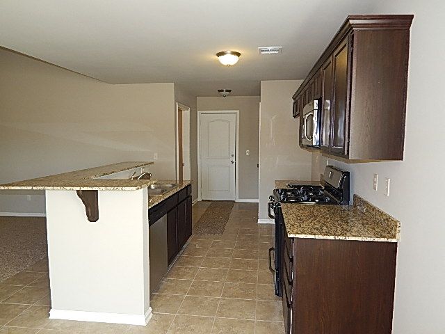 Foto del edificio - 1322 E 134th Pl