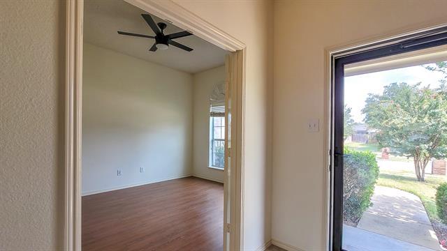 Building Photo - 109 Hackberry Trail