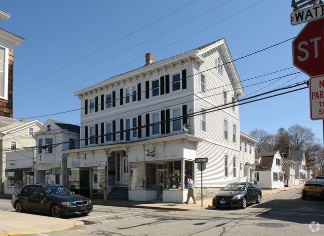Building Photo - 117 Water St