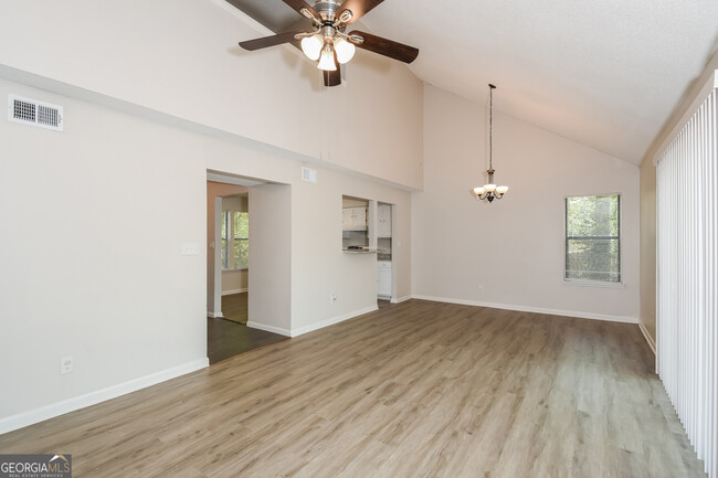 Building Photo - 480 Padens Chase Ct