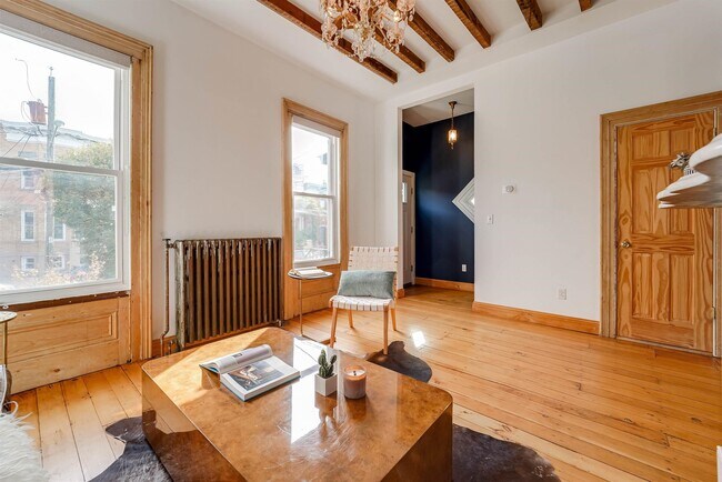 Foto del edificio - 267 Ogden Ave.