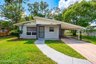 Building Photo - 4030 Leonard Cir E