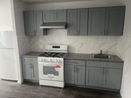 Kitchen - 364 52nd St