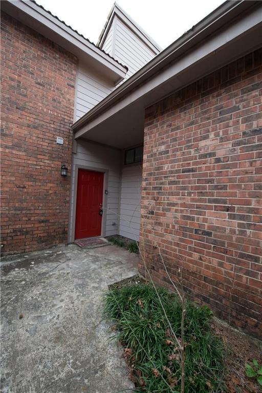 Building Photo - 18240 Midway Rd