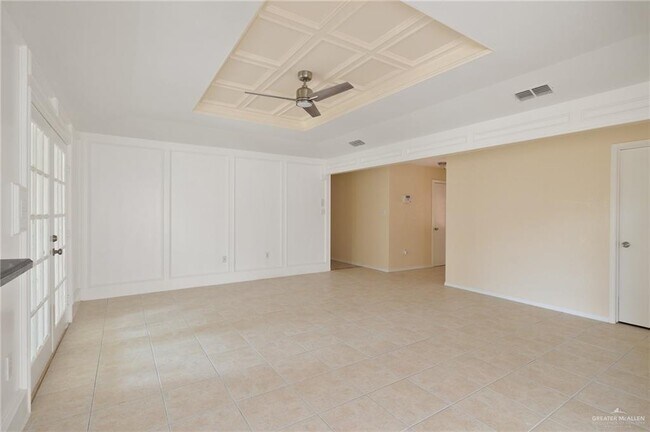 Foto del edificio - 3104 Goldcrest Ave