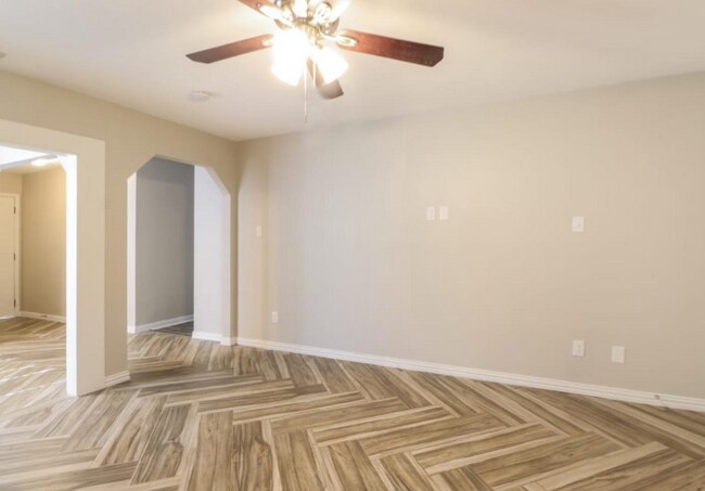 Foto del edificio - 2370 Chisholm Trail Rd