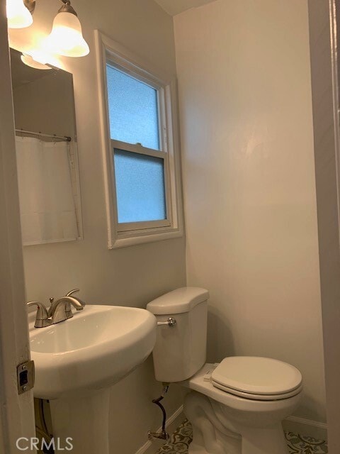 Foto del edificio - 1809 E 4th St