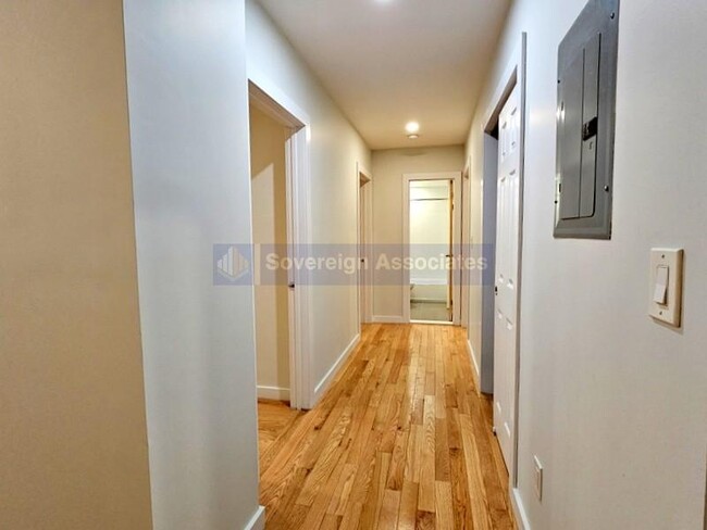 Building Photo - 3 bedroom in New York NY 10032