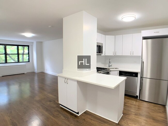 Building Photo - STUNNING Gramercy Park 4 Bed 4 Bath