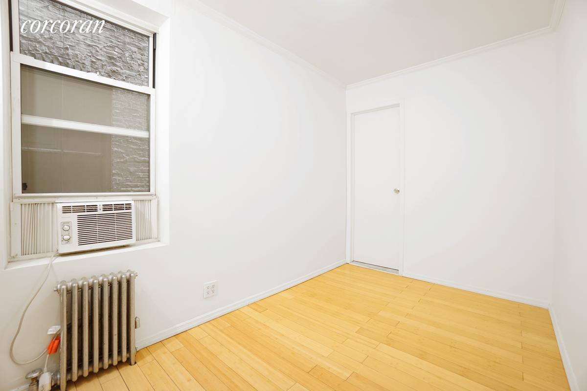 Building Photo - 230 Mulberry St