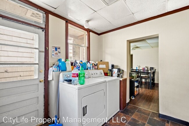 Foto del edificio - 3 br, 2 bath House - 3269 Parkview Avenue