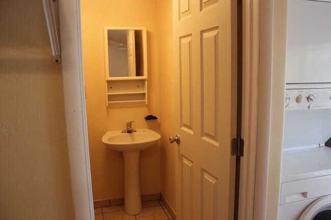 Foto del edificio - 1221 1/2 E Lewis St, Livingston MT 59047