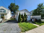 Primary Photo - 725 Park Ave