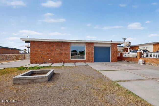 Foto del edificio - 5108 Yvette Ave