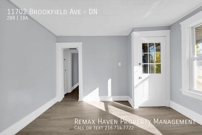 Foto del edificio - 11702 Brookfield Ave