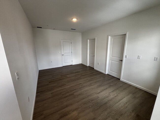 Building Photo - 1209 Southstation Pl