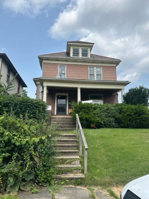 Primary Photo - 1401 Euclid Ave