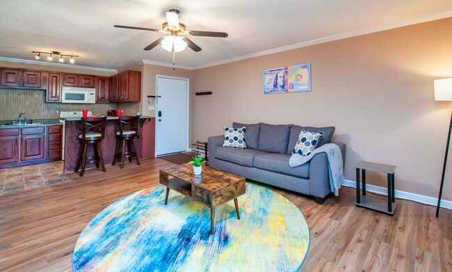 Building Photo - 6613 Willow Pointe NW