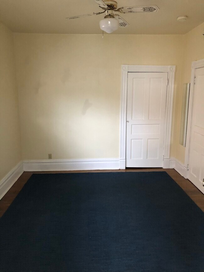 Building Photo - 30 Emerson Ave