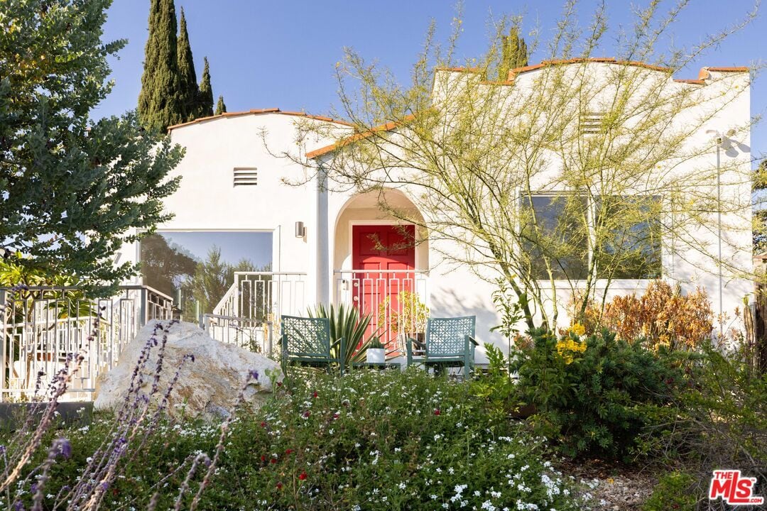 Primary Photo - 3307 Madera Ave
