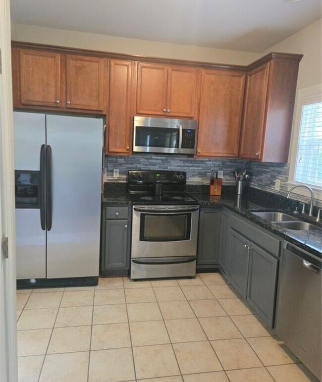 Building Photo - 7290 Sandcastle Ln