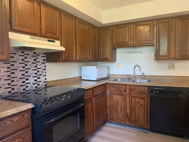 Foto del edificio - 7700 Fawn Ct