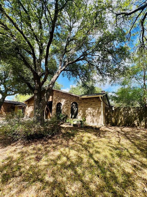 Building Photo - 24014 Palo Dura Dr