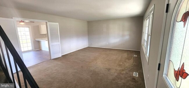 Building Photo - 4433 Majestic Ln