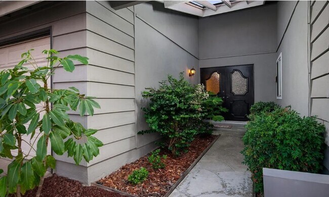 Foto del edificio - 7845 Tanglerod Ln