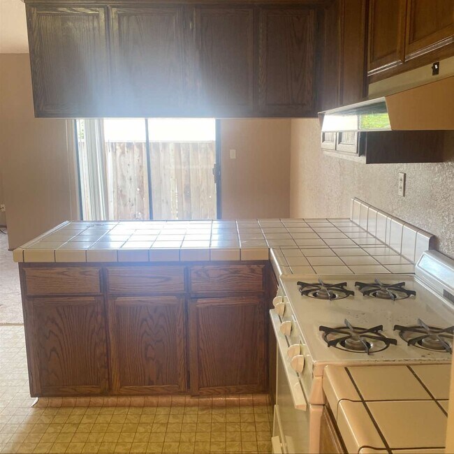 Foto del edificio - 1981 Park Ave