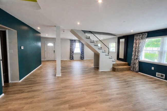 Foto del edificio - 421 N Ohio St