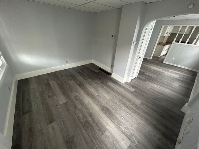 Foto del edificio - 535 Milton St